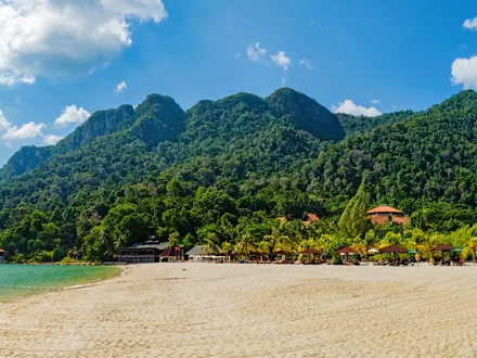 Holiday in Langwaki 2026/2027 - Relaxing Malaysia | InsideAsia Tours